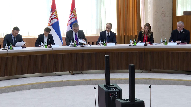 Почела седница Савета за националну безбедност о енергентима; Вучић: У подне саопштавамо све мере