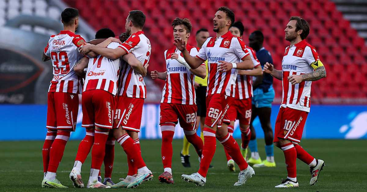 Звезда дала два гола, Раднички погодио две стативе