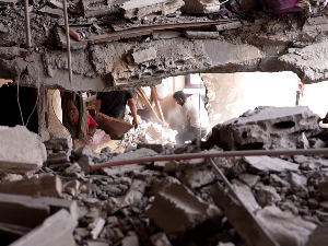 Трамп: Близу смо испуњења циљева у рату на Блиском истоку; Медији: Иран гађао америчко-британску базу у Индијском океану