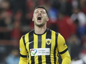 Јовић стрелац у новој победи АЕК-а