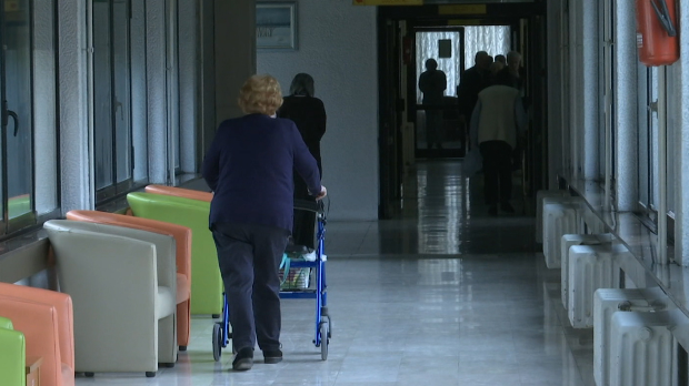 Дом за старе некада сигурност, данас луксуз – колико кошта достојанство у старости