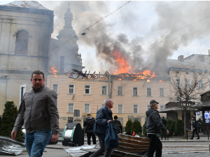 Хиљаду дронова напало Украјину, погођена црква из 17. века; ГУР: Уништен руски "бастион-М" на Криму