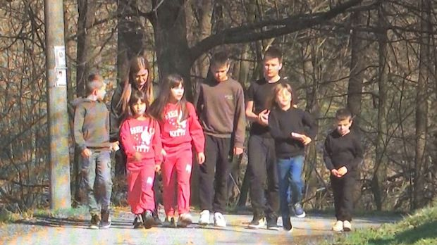 Квадратура круга: Једно срце за једанаесторо деце