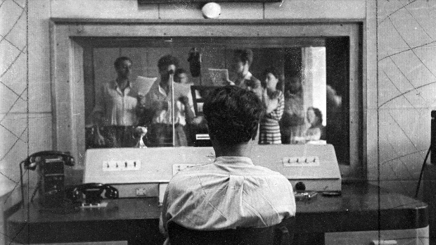 Радио-драме и надсинхронизације као вид уметности