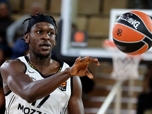 Бонга: Морамо да играмо добру одбрану против Валенсије