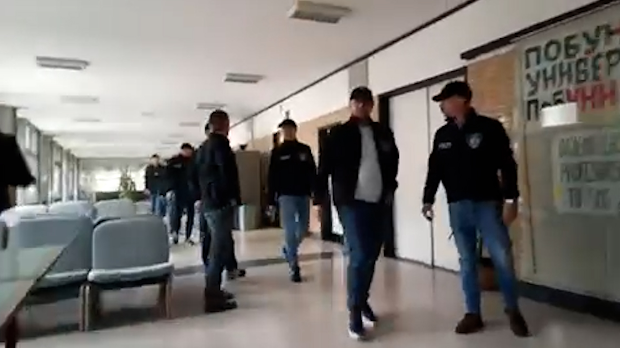 Полиција на Филозофском факултету спроводи истрагу о смрти девојке, тужилаштво сумња на пропусте управе