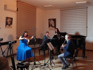 Пренос концерта из циклуса Студио Славенски - АРАТОС  ТРИО 