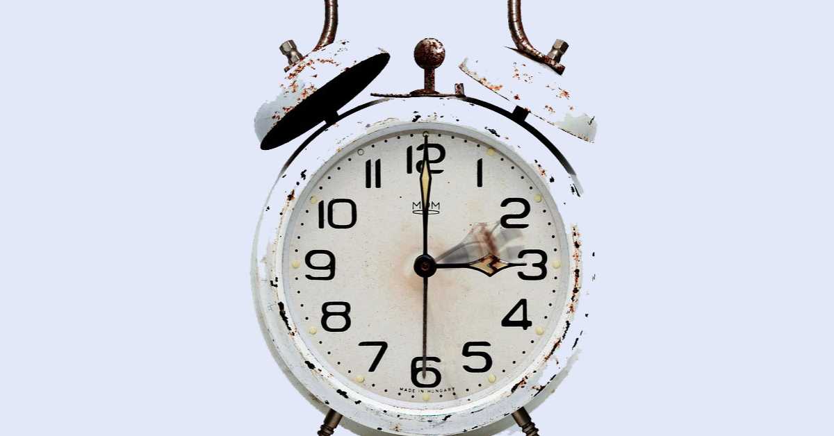 Крадемо сат сна, плаћамо умором: Зашто је понедељак најтежи после померања сата