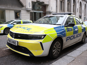 Kолима улетео у пешаке у енглеском граду Дербију - седморо повређено