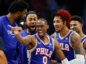 Преокрет Филаделфије за победу над Шарлотом, прекинут низ Хорнетса