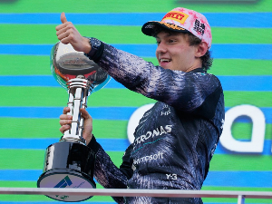 Антонели преузео лидерску позицију у шампионату Ф1 након победе у Јапану