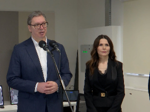 Вучић обишао диспечерски центар ЕМС-а:  Ово је век енергије, доносићемо мере наредних дана