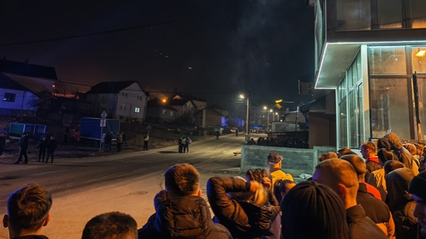 Мајка и ћерка погинуле у тешкој саобраћајној несрећи у Сјеници Kép