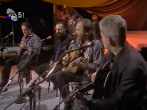 Звучни зид – С времена на време