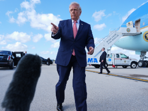 Трамп: Желим да преузмем иранску нафту; шеф дипломатије Пакистана најављује преговоре наредних дана