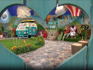 Плава птица: Дан ношења пижаме на послу