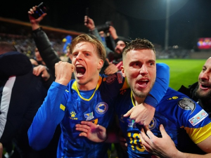 Из Зенице на Светско првенство – Босна слави после пенала, Италија трећи пут заредом без Мундијала