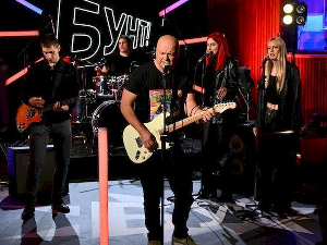 Бунт: Иван Кљајић, албум Нађи своју страст