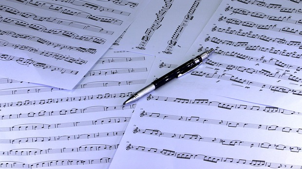 Остаје нам њихова музика