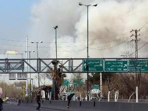 Израел бомбардује јужни део Бејрута; Трамп: Готово је када ја то будем желео