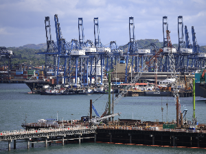 Кини отете луке у Панами