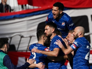 Динамо силовит на "Пољуду" за десет бодова више од Хајдука