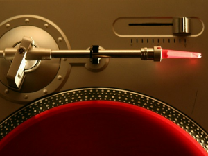 Игла на винилу – Kju Sakamoto