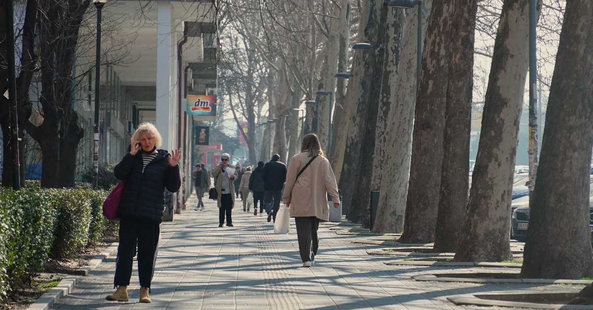 Хладно јутро, током дана топлије уз кошаву