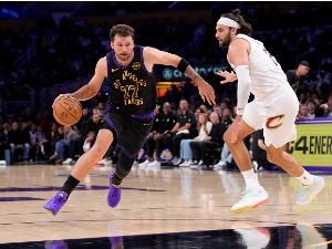 Дончић доминирао, Лејкерси наставили победнички низ