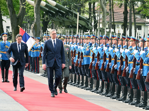 Састанак Вучића са највишим руководством Министарства одбране и Војске Србије