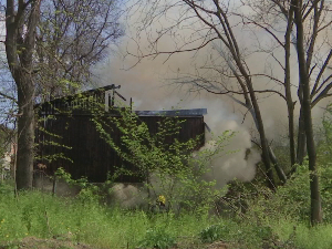 Пожар у бараци код Плавог моста