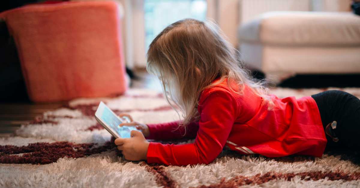 ЕУ пооштрава правила – остају ли деца без друштвених мрежа