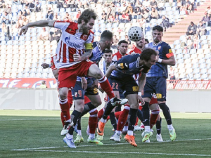 Пет голова, црвени картон Војводине и поново Катаи - дерби кола припао Звезди