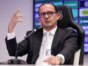 Мијатовић: Навијачи и јавност морају да знају истину, упорно тражим Скупштину клуба