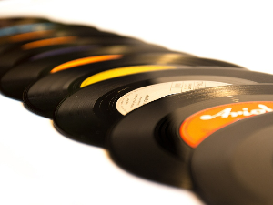 Сингл – „Nathalie“, Julio Iglesias