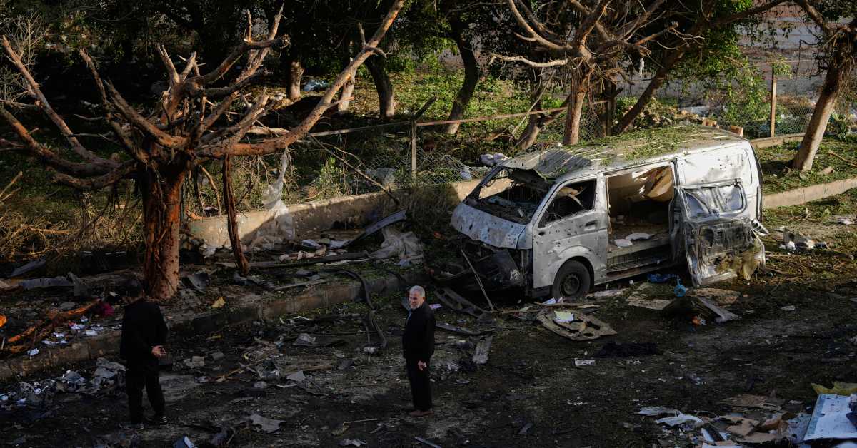 Трамп прети враћањем Ирана у "камено доба"; Лавров: Русија спремна да посредује у преговорима