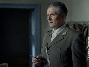 Тито – између Истока и Запада: Између Стаљина и Черчила, 3. еп.