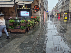 Облачно и свежије, повремено с кишом – највиша температура до 18 степени