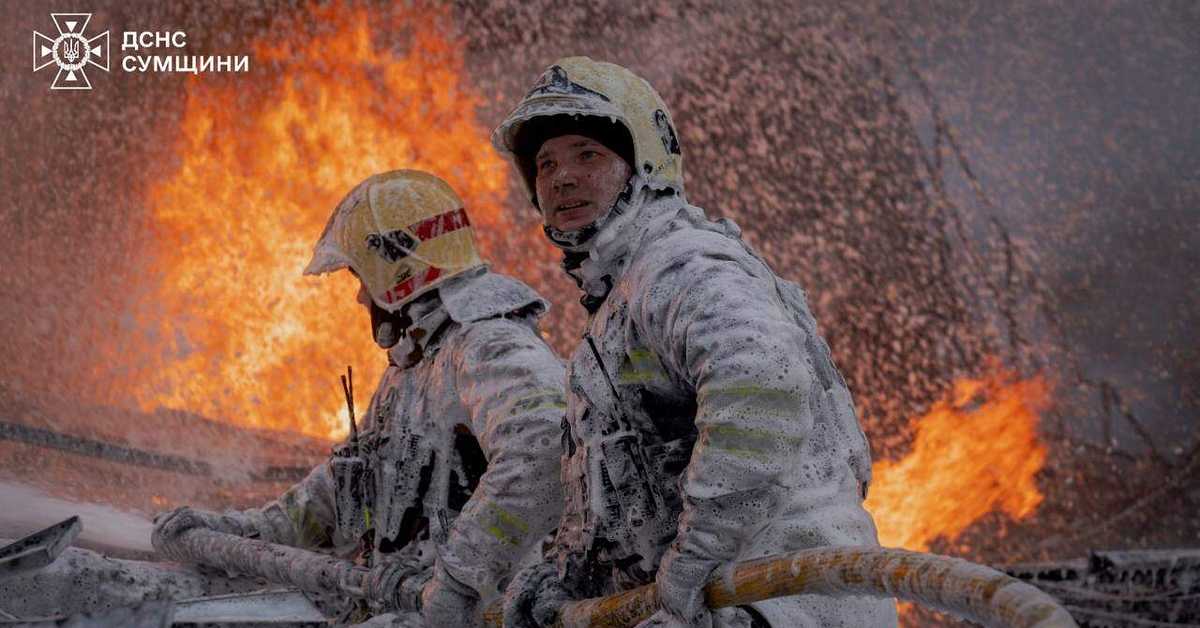 Погођена стамбена зграда у Дњепру, има погинулих и рањених; Украјина напала руску Самарску област