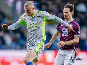 Сити наставио потеру за Арсеналом