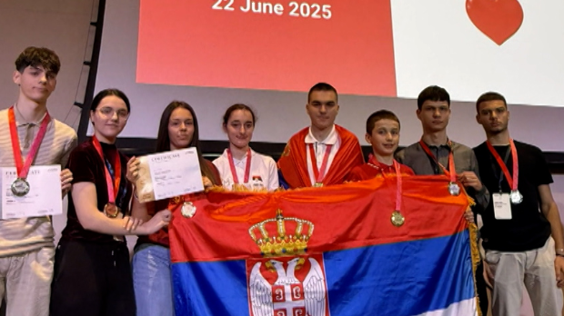 Мама и четири шампиона – породица са више од 300 медаља