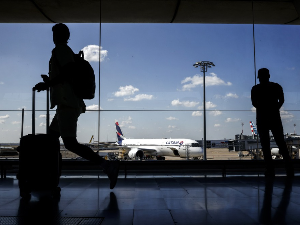 Манипулисали метеоролошким сензорима на париском аеродрому како би добијали опкладе