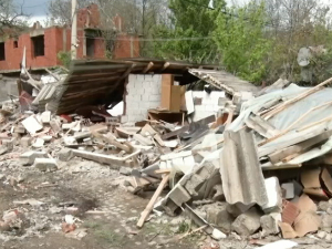 Рушење гаража у Северној Митровици без одлуке – општина најављује тужбу против "Трепче Југ"