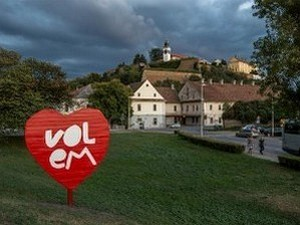 Јутарњи програм из три студија