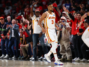 Меколум заледио Никсе у Атланти, Хокси преокренули против фаворита