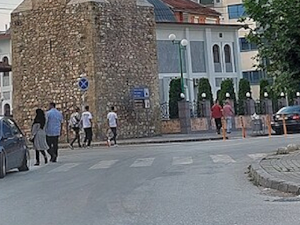 Затражен притвор осумњиченом за силовање малолетнице у Гостивару