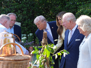 Краљ Чарлс Трећи и краљица Камила у посети Вашингтону, на чају с Трамповима