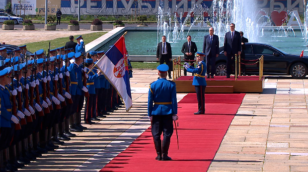 Председник Швајцарске у посети Србији, свечани дочек испред Палате 