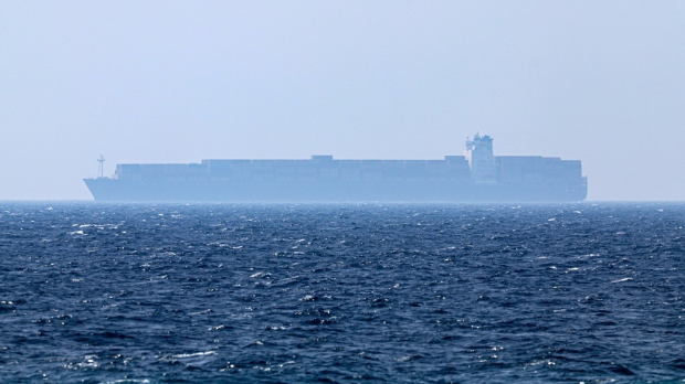 Неизвесност у Ормузу диже цену нафте; У новом нападу у Либану петоро погинулих