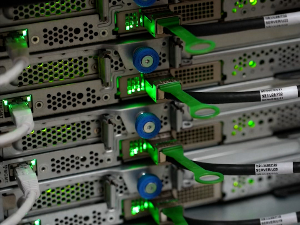 Српски модел вештачке интелигенције – институције и компаније уступају архиве за тренирање домаћег система ВИ 